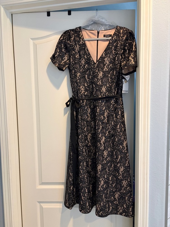 Kensie Dresses & Skirts - Kensie Black Beaded sequined Lace Overlay Midi Dress with Nude Lining